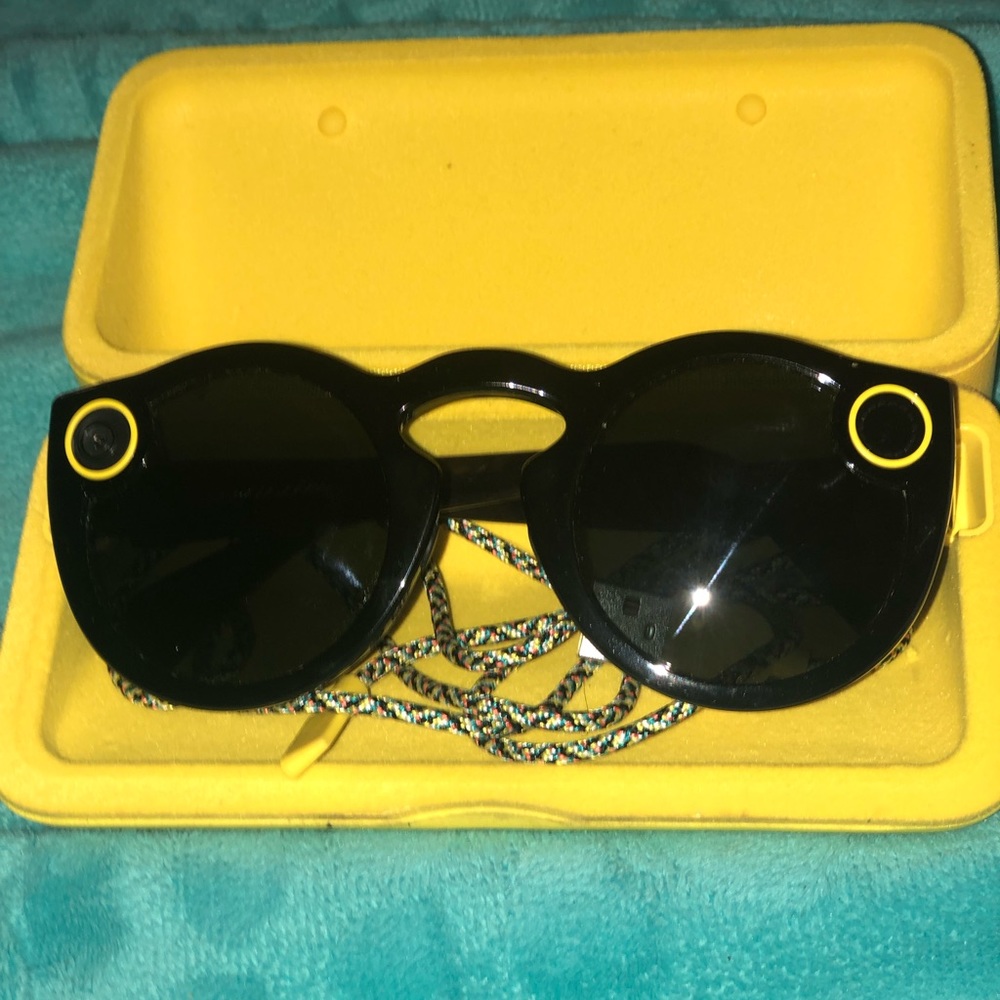 Snapchat glasses